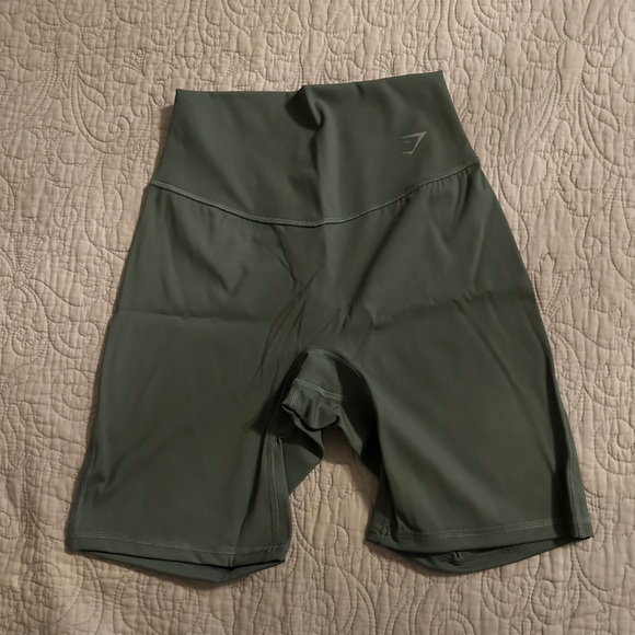 Gymshark Cycling Shorts - Picture 3 of 5